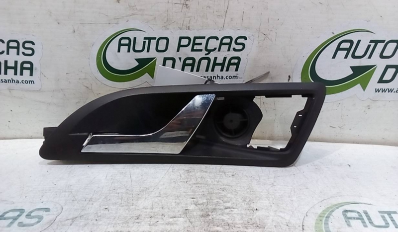 Puxador Interior Frt Esq SKODA - ID S_67803