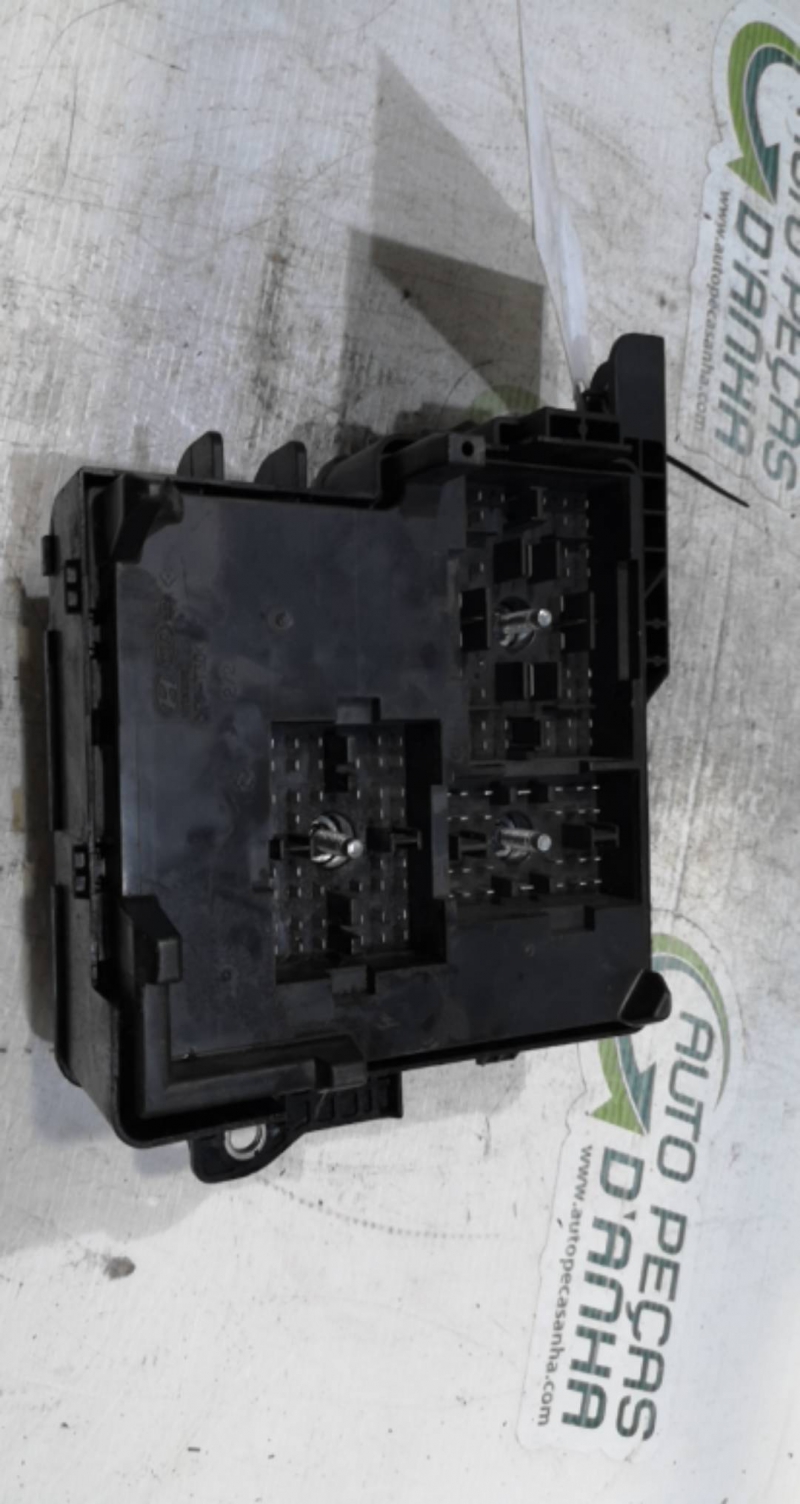 Caixa dos Fusíveis KIA CEED Hatchback (ED) | 06 - 12 Imagem-1