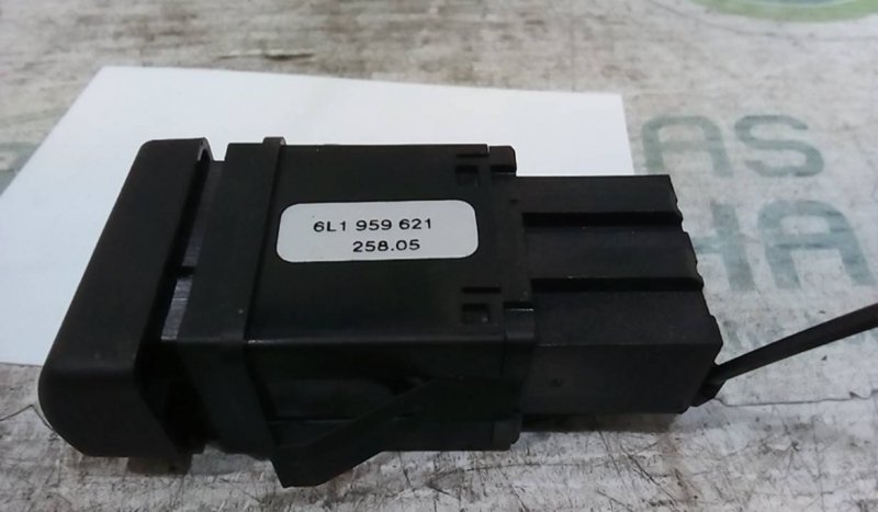 Botão Desembaciador SEAT IBIZA III (6L1) | 02 - 09 Imagem-1