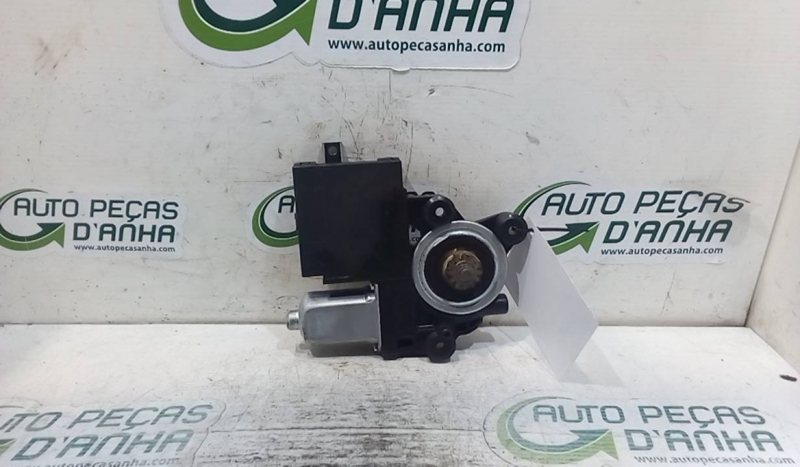 Motor elevador trás esq. VOLVO - ID S_68238