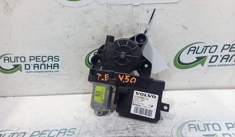 Motor elevador trás esq. VOLVO V50 (545) | 03 - 12 Imagem-1