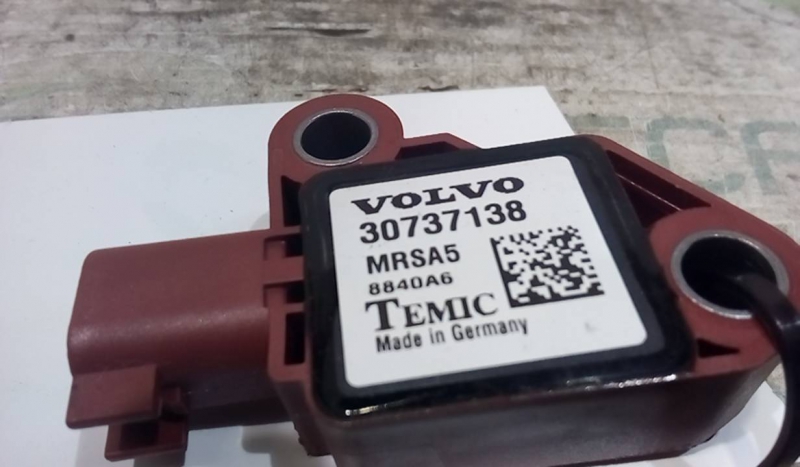 Sensor Impacto VOLVO C30 (533) | 06 - 13 Imagem-1