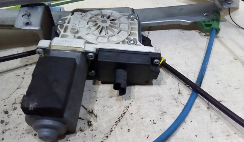 Elevador Frente Dto Electrico CITROEN C2 (JM_) | 03 - 17 Imagem-1