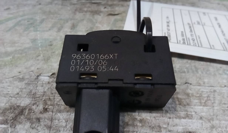 Botão Vidros PEUGEOT 407 SW (6E_) | 04 - 11 Imagem-1