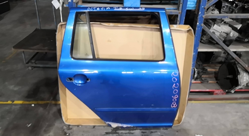 Porta Trás Dto SKODA - ID S_69002