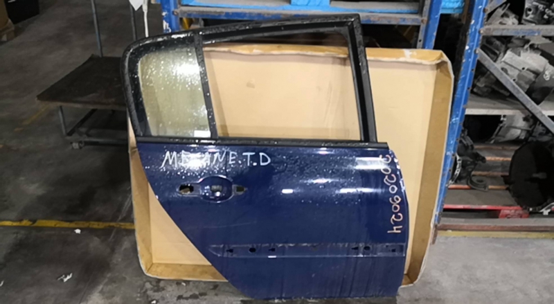 Porta Trás Dto RENAULT - ID S_69023
