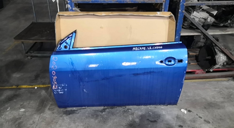 Porta Frente Esq RENAULT - ID S_69051