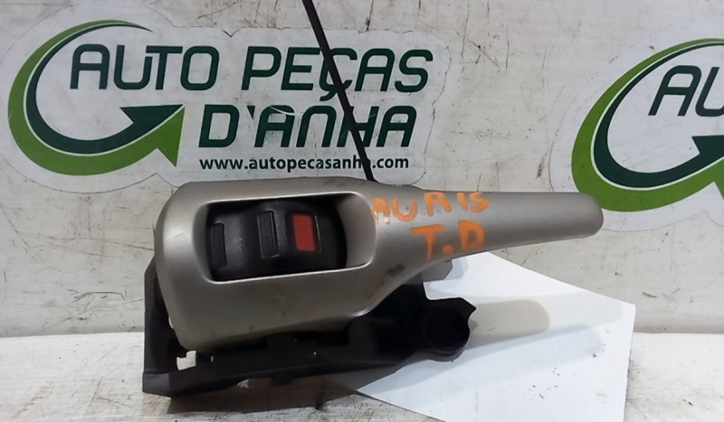 Puxador Interior Trás Dto TOYOTA - ID S_69096