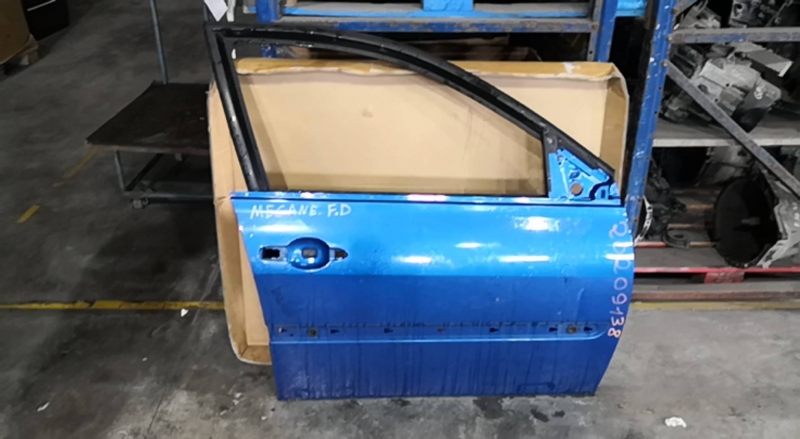 Porta Frente Dto RENAULT - ID S_69137