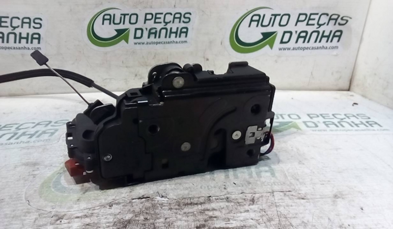 Fecho da Porta Frente Dto SKODA FABIA II (542) | 06 - 14 Imagem-3