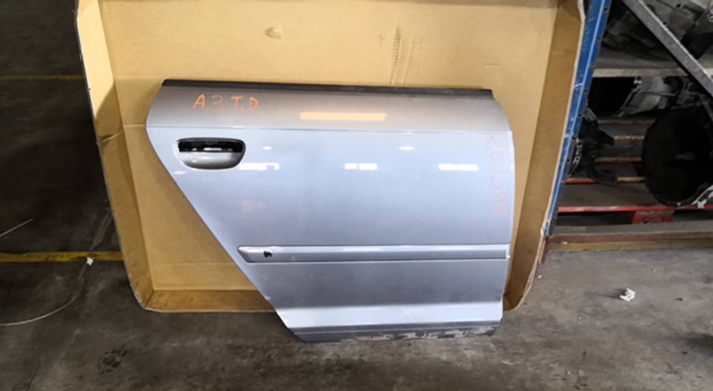 Porta Trás Dto AUDI - ID S_69526