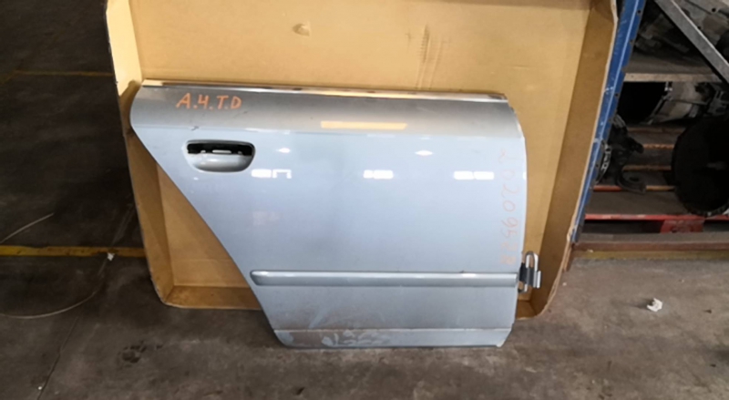 Porta Trás Dto AUDI - ID S_69527