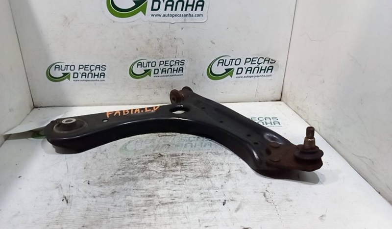 Braço Suspensão Frente Dto SKODA - ID S_69595