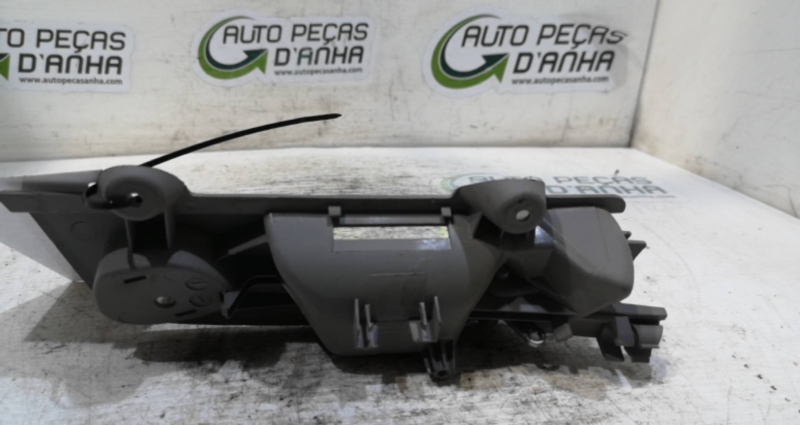 Puxador Interior Trás Esq AUDI A4 (8EC, B7) | 04 - 08 Imagem-1