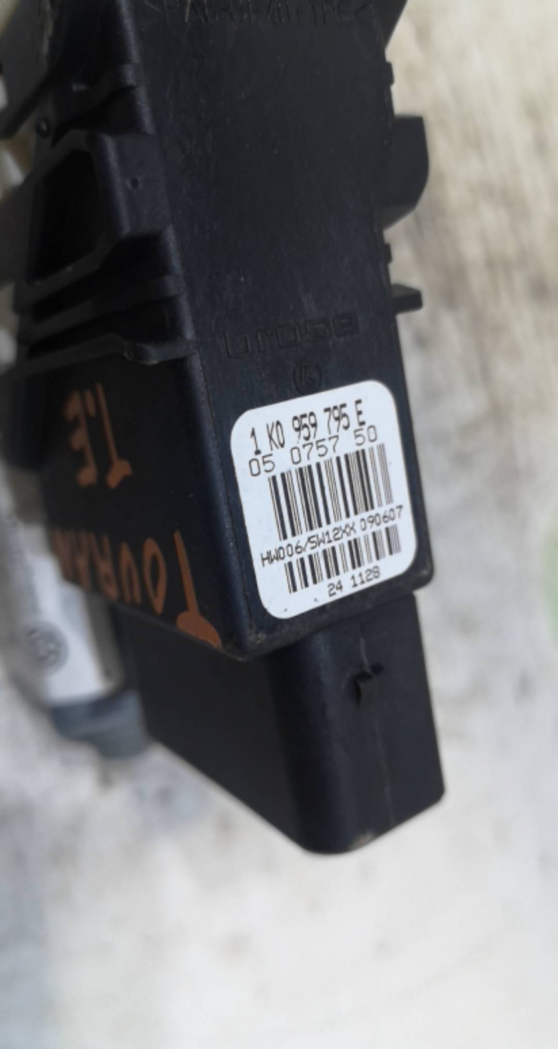 Motor elevador trás esq. VOLKSWAGEN TOURAN (1T1, 1T2) | 03 - 10 Imagem-2