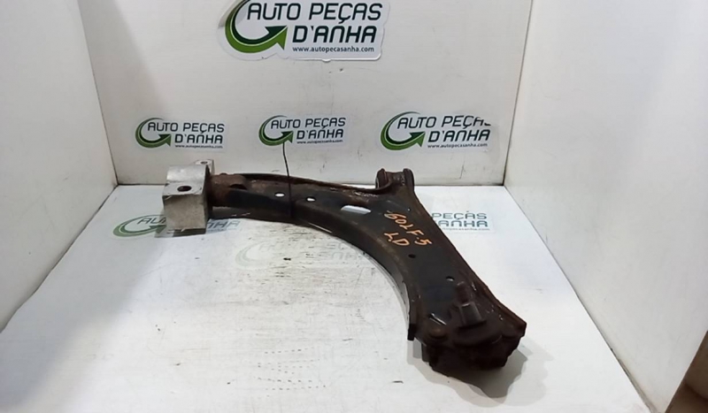 Braço Suspensão Frente Dto VOLKSWAGEN - ID S_69872