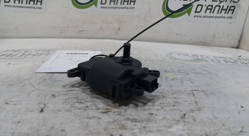 Motor de Comporta FORD FIESTA VI (CB1, CCN) | 08 -  Imagem-1