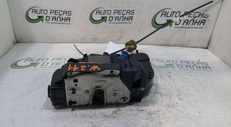 Fecho da Porta Trás Dto MERCEDES-BENZ E-CLASS T-Model (S211) | 03 - 09 Imagem-1