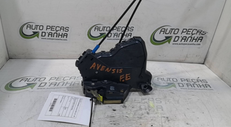 Fecho da Porta Frente Esq TOYOTA - ID S_70174