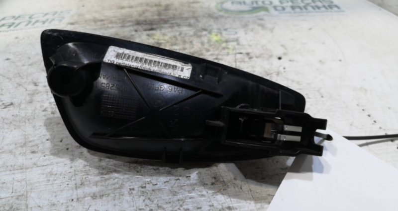 Puxador Interior Trás Esq BMW 1 (E87) | 03 - 13 Imagem-1