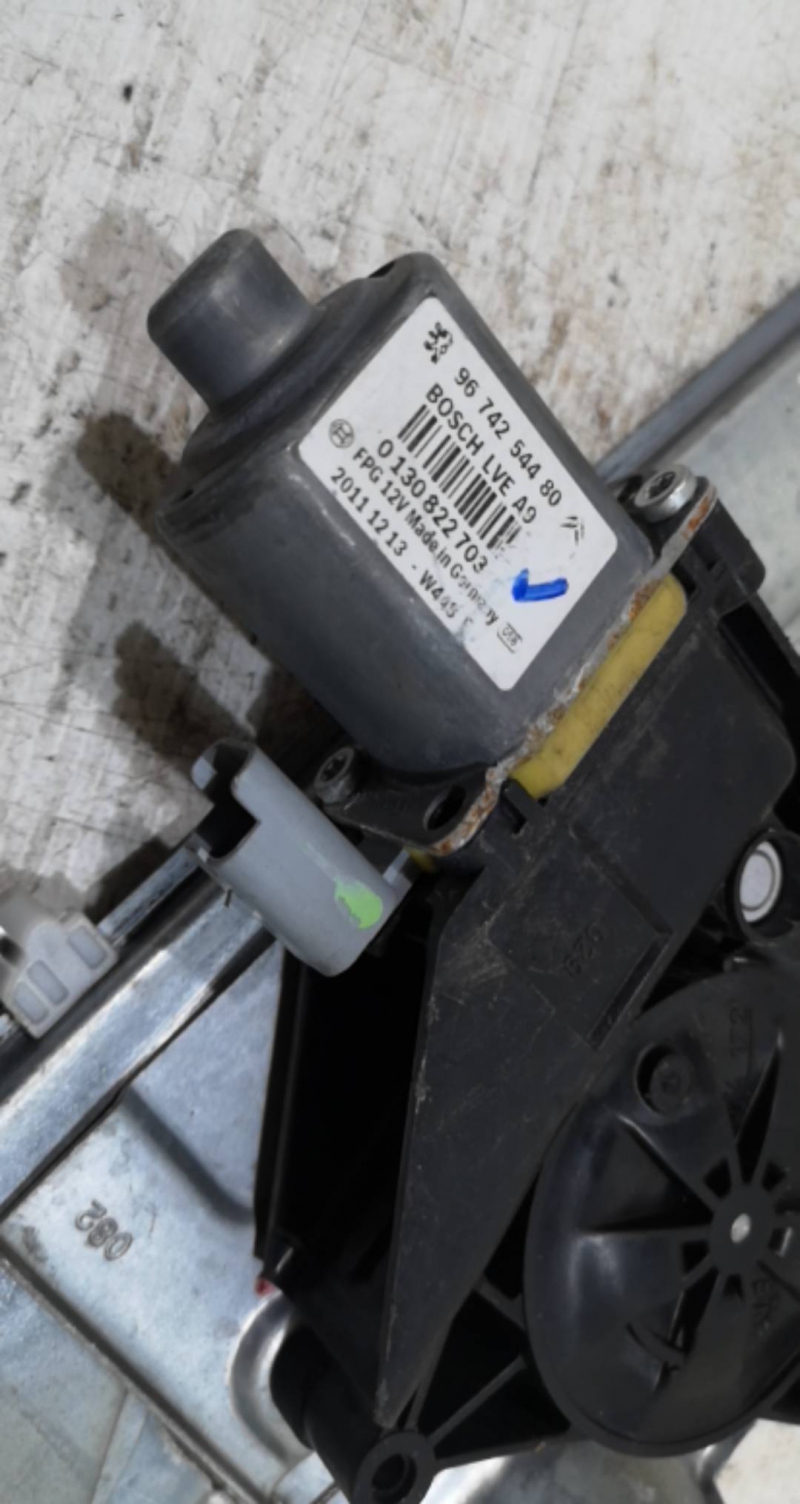 Elevador Frente Esq Electrico PEUGEOT 208 I (CA_, CC_) | 12 -  Imagem-1