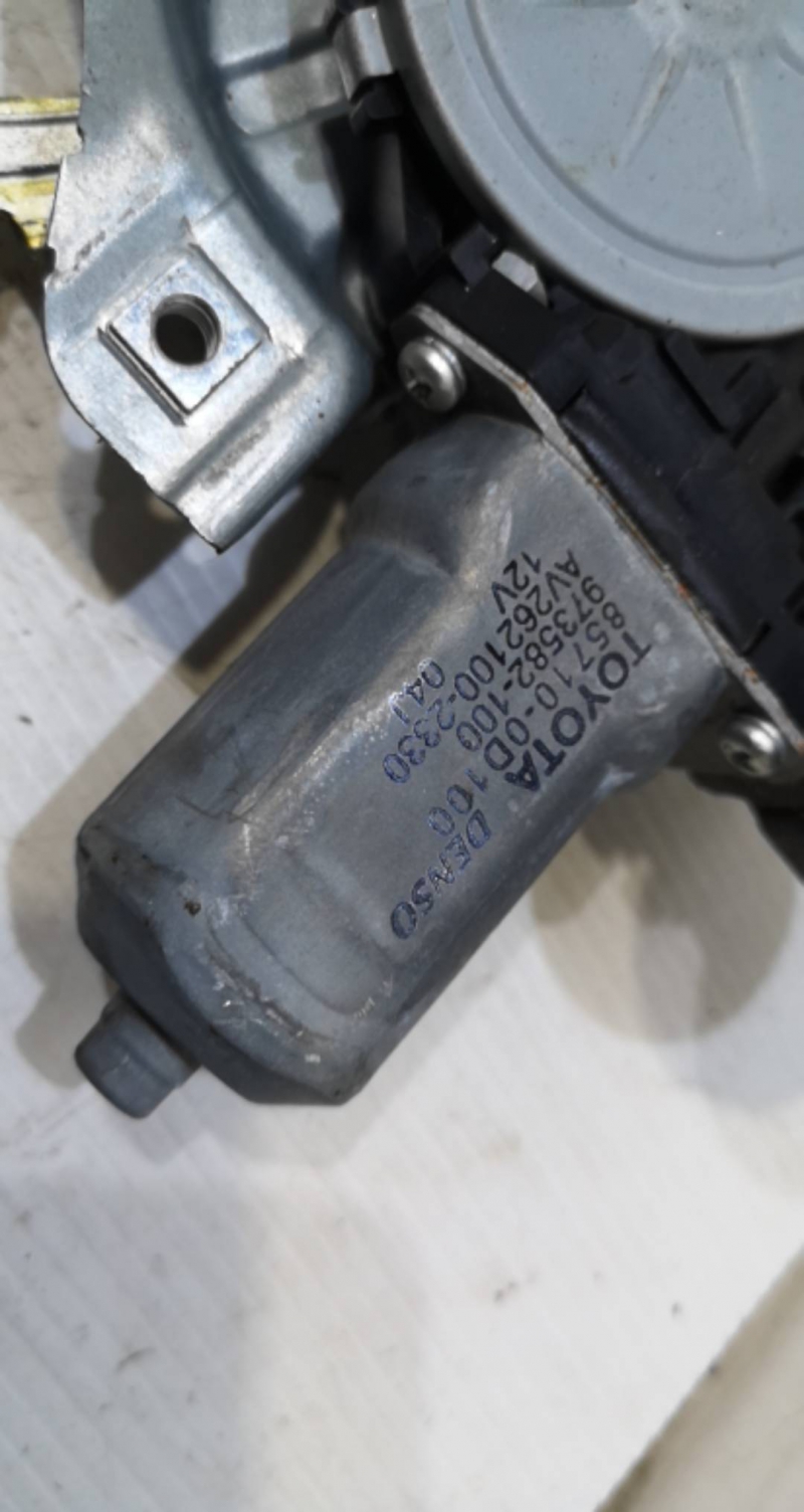 Elevador Frente Dto Electrico TOYOTA AURIS (_E15_) | 06 - 12 Imagem-1