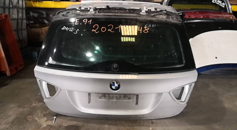 Tampa da Mala BMW - ID S_70347