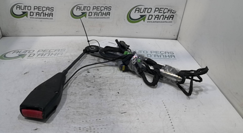 Engate Cinto Frente Esq RENAULT - ID S_70637