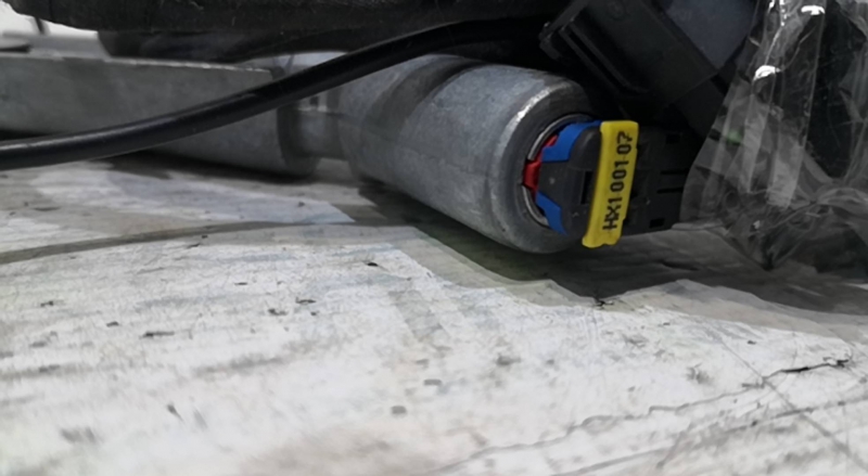 Engate Cinto Frente Esq RENAULT MEGANE II Grandtour (KM0/1_) | 03 - 12 Imagem-1