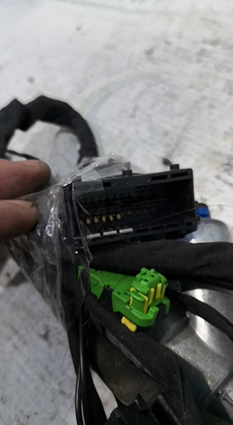 Engate Cinto Frente Esq RENAULT MEGANE II Grandtour (KM0/1_) | 03 - 12 Imagem-2