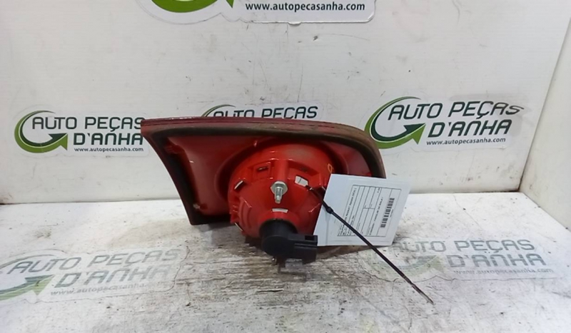 Farolim Stop Dto VOLKSWAGEN PASSAT Variant (3C5) | 05 - 11 Imagem-1