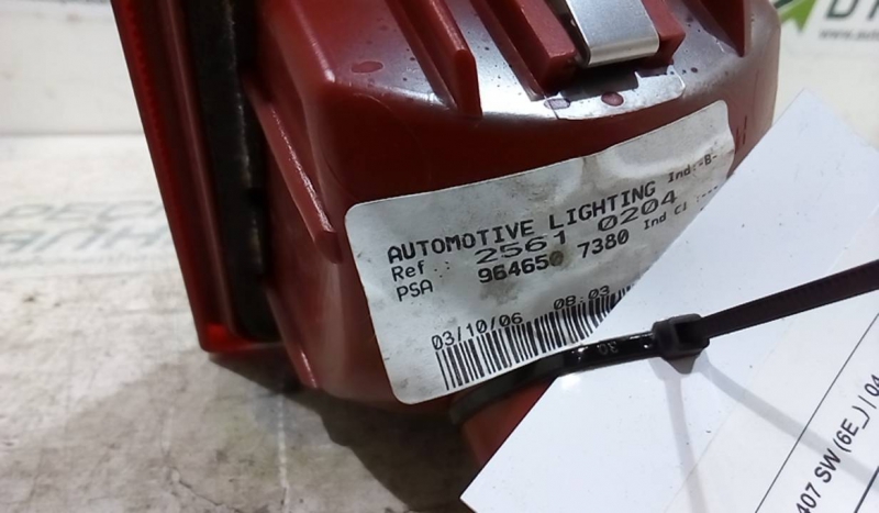 Farolim Mala PEUGEOT 407 SW (6E_) | 04 - 11 Imagem-1