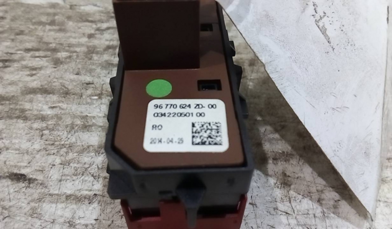 Botão Multifunções PEUGEOT 508 I (8D_) | 10 - 18 Imagem-1