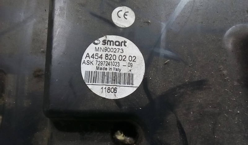 Subwoofer SMART FORFOUR (454) | 04 - 06 Imagem-2