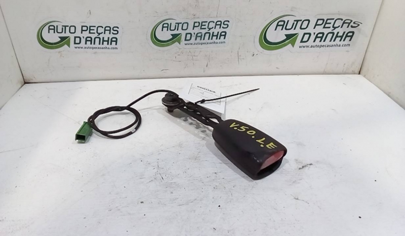 Engate Cinto Frente Esq VOLVO - ID S_71562