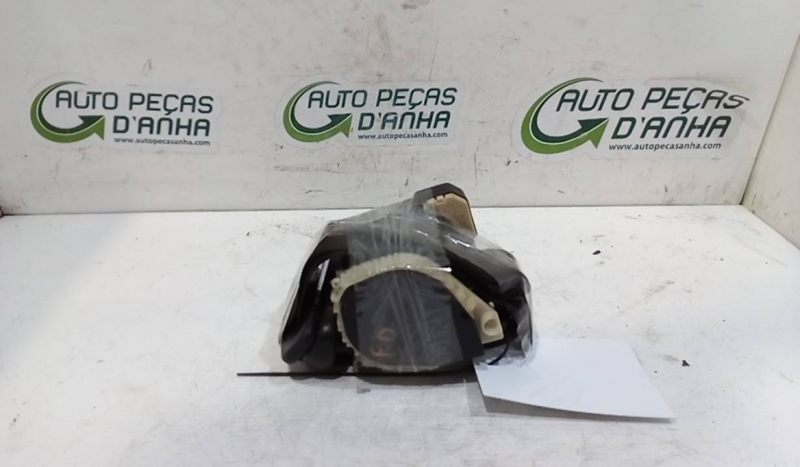 Cinto Frente Dto FORD FOCUS II Turnier (DA_, FFS, DS) | 04 - 12 Imagem-1