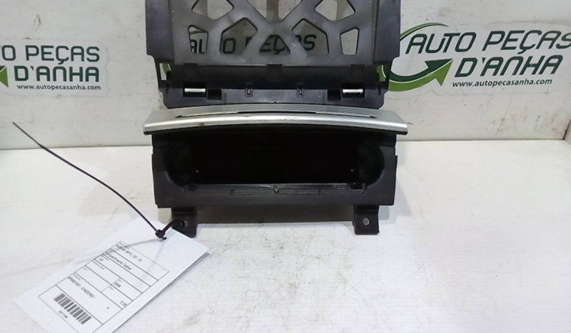 Compartimento Tablier AUDI A3 (8P1) | 03 - 13 Imagem-1