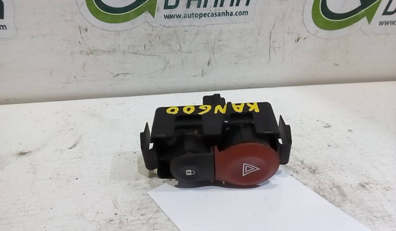 Botão 4 Piscas RENAULT - ID S_72065