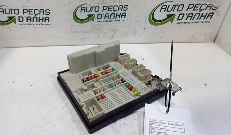 Caixa dos Fusíveis RENAULT - ID S_72066