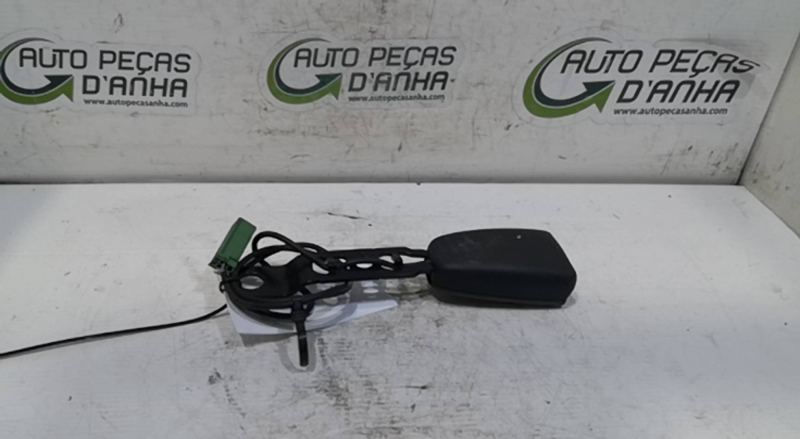 Engate Cinto Frente Esq VOLVO - ID S_72383