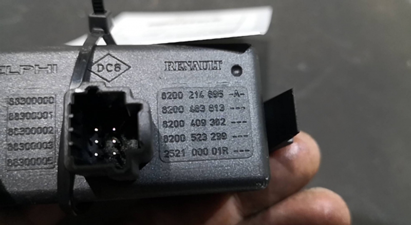 Botão 4 Piscas RENAULT MEGANE III Hatchback (BZ0/1_) | 08 -  Imagem-1