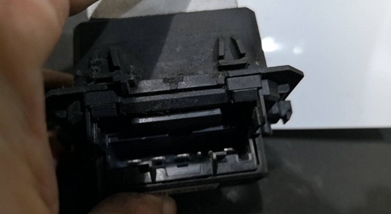 Resistencia de Sofagem RENAULT MEGANE III Hatchback (BZ0/1_) | 08 -  Imagem-2