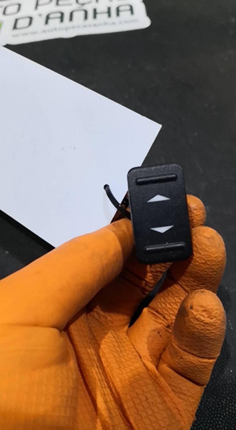 Botão Vidros FORD - ID S_72788