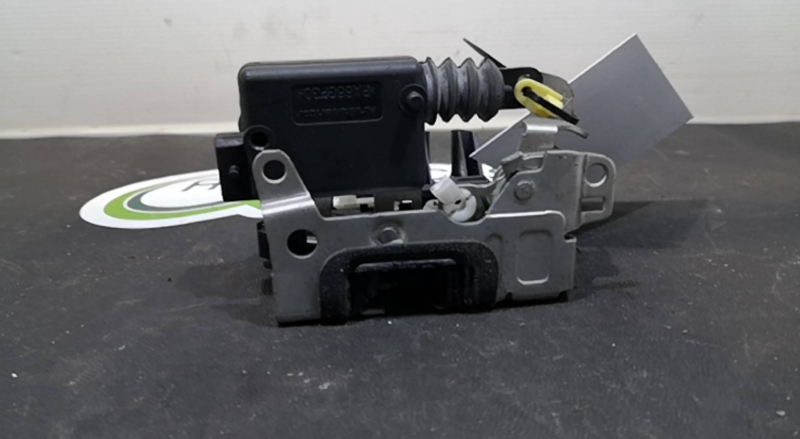 Fecho da Porta Frente Dto DACIA SANDERO | 08 -  Imagem-3