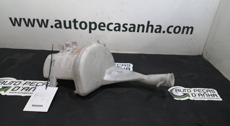 Reservatório Água Esguicho TOYOTA - ID S_73349