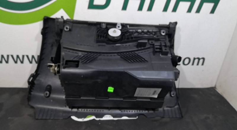 Porta Luvas SKODA OCTAVIA II Combi (1Z5) | 04 - 13 Imagem-2