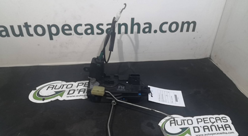 Fecho da Porta Frente Esq OPEL - ID S_73566