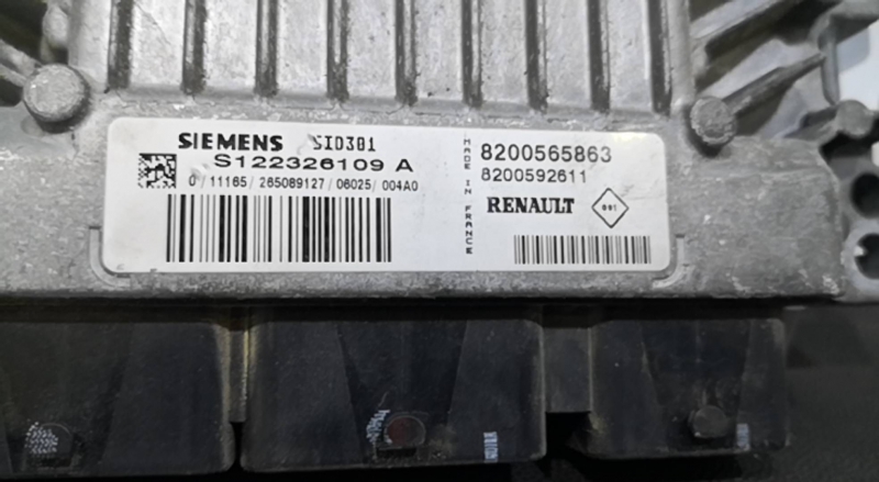 Centralina do Motor RENAULT MEGANE II (BM0/1_, CM0/1_) | 01 - 12 Imagem-1