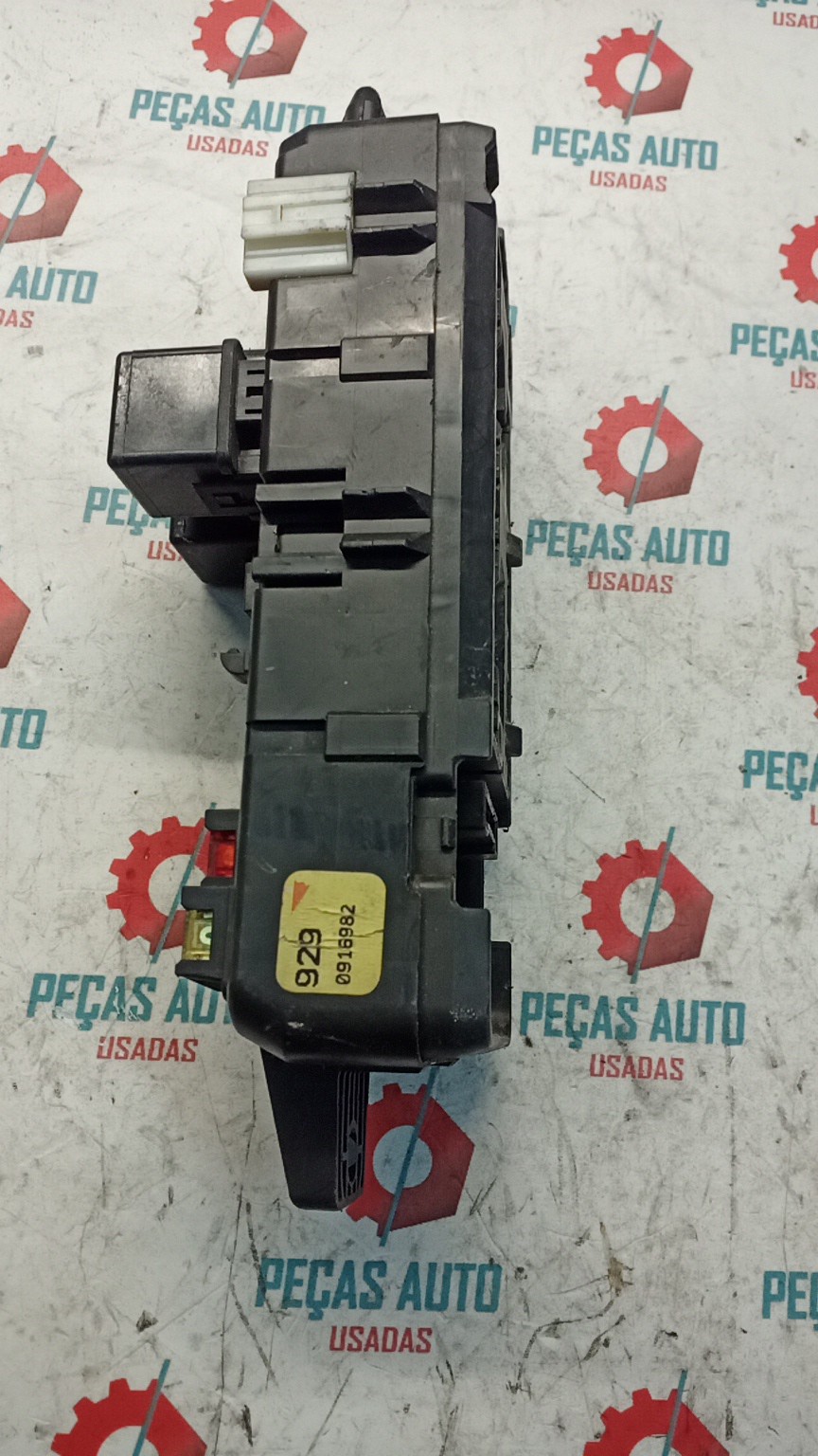 Caixa dos Fusíveis VOLVO V40 Combi (645) | 95 - 04 Imagem-2