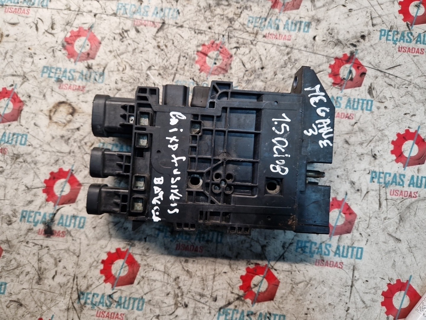 Caixa dos Fusíveis RENAULT MEGANE III Combi Van (KZ0/1) | 09 - 15 Imagem-1